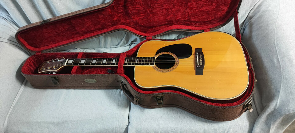 Acústica kiso suzuki WE 200 de los 70