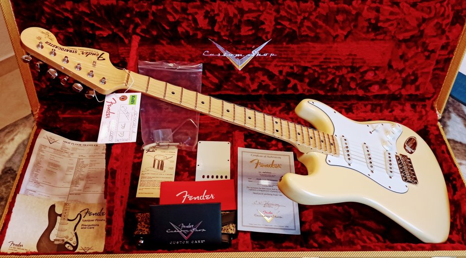 Fender Custom Shop Yngwie Malmsteen de segunda mano · Foto 1 de 10 · Sevilla · 6400 €