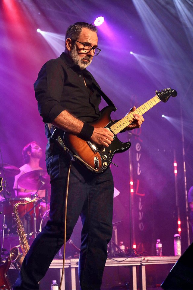 Guitarrista experimentado busca nuevo proyecto