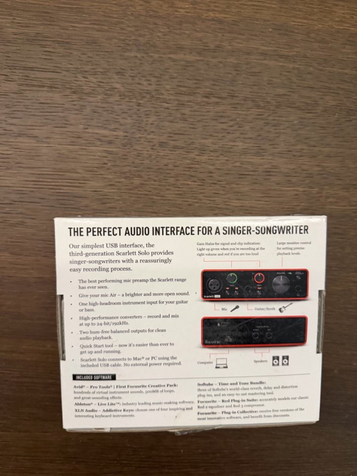 Focusrite Scarlett Solo 3rd Gen - Nueva / A estrenar de segunda mano · Foto 3 de 4 · Pontevedra · 80 €