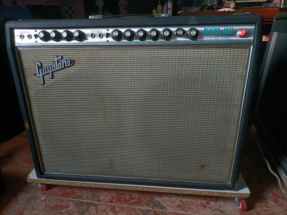Guyatone Reverb-Jazz (Fender Pro Reverb clon) Fujigen-Gakki 70's Japón de segunda mano · Foto 1 de 10 · Alicante · 850 €