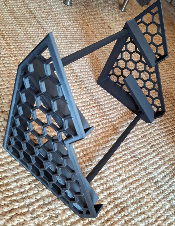 Soporte SNTHSTANDS para módulos sintetizador de segunda mano · Foto 2 de 6 · Huesca · 33 €