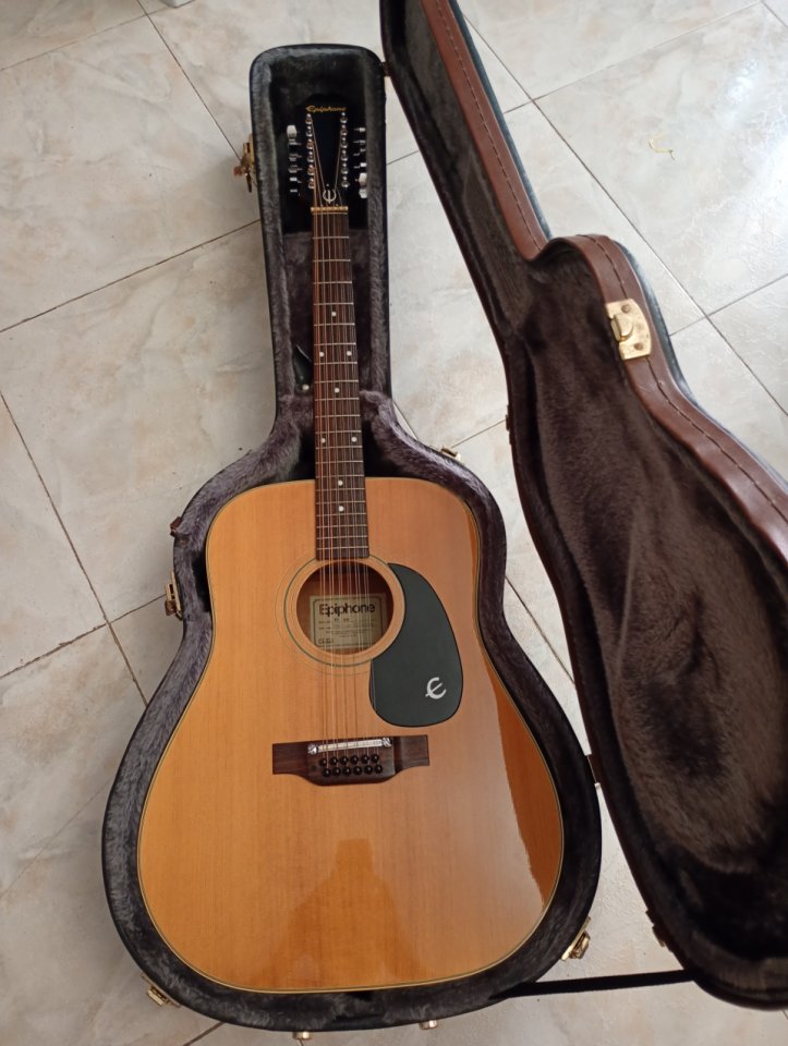 Guitarra Epiphone Texan 12 Japan de segunda mano · Foto 1 de 6 · Illes Balears · 500 €