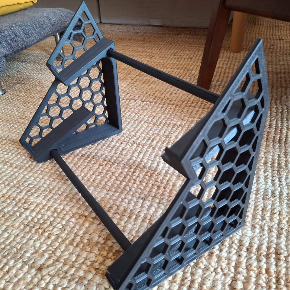 Soporte SNTHSTANDS para módulos sintetizador de segunda mano · Foto 1 de 6 · Huesca · 33 €