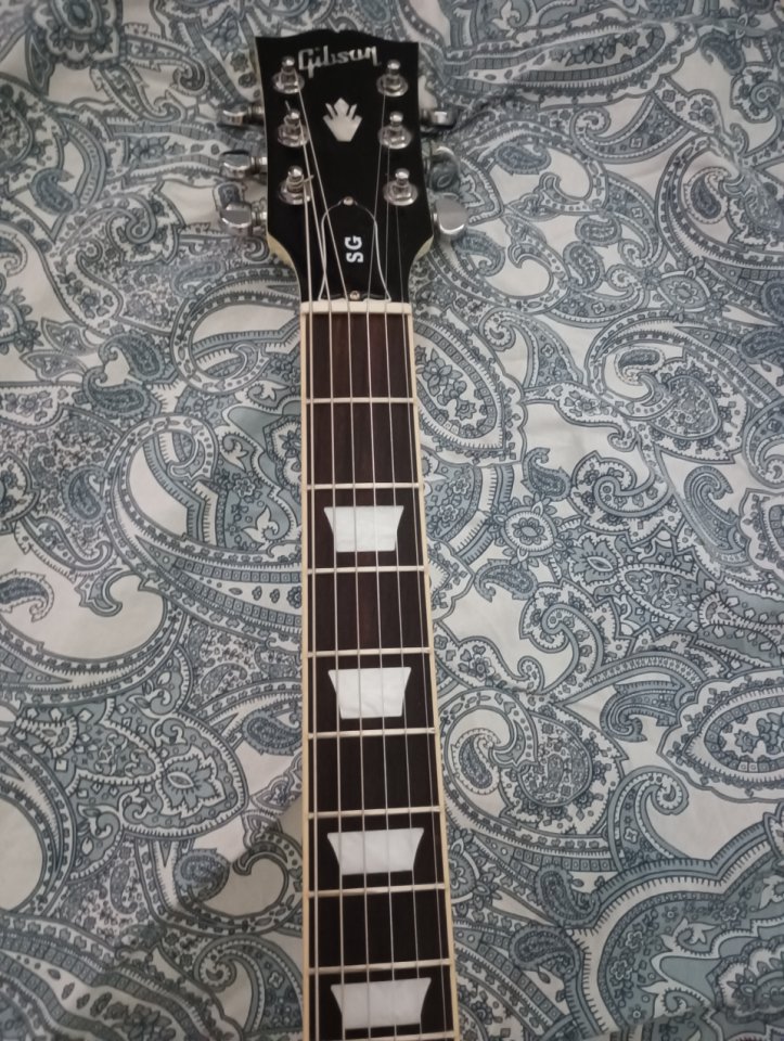 GIBSON SG Standard Classic White de segunda mano · Foto 4 de 9 · Madrid · 1290 €