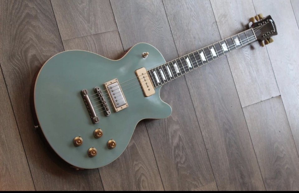 EASTMAN SB58/TV Fade Blue Limited Edition, HARDCASE, 3, 69 KG