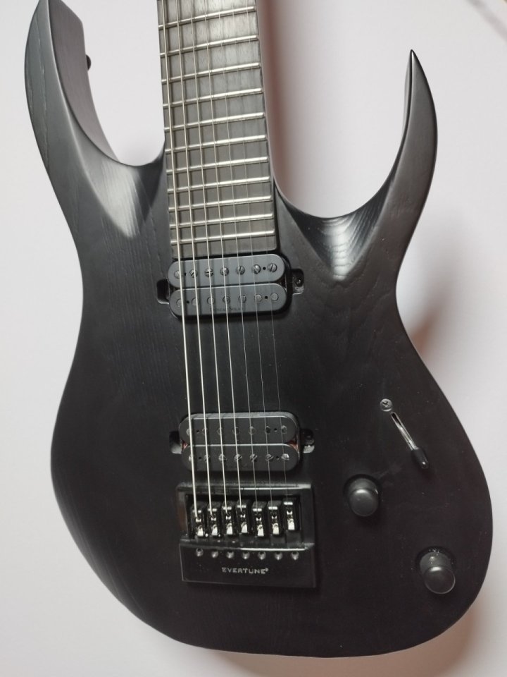 Guitarra Solar A1.7BOP Evertune– Black Open Pore Matte