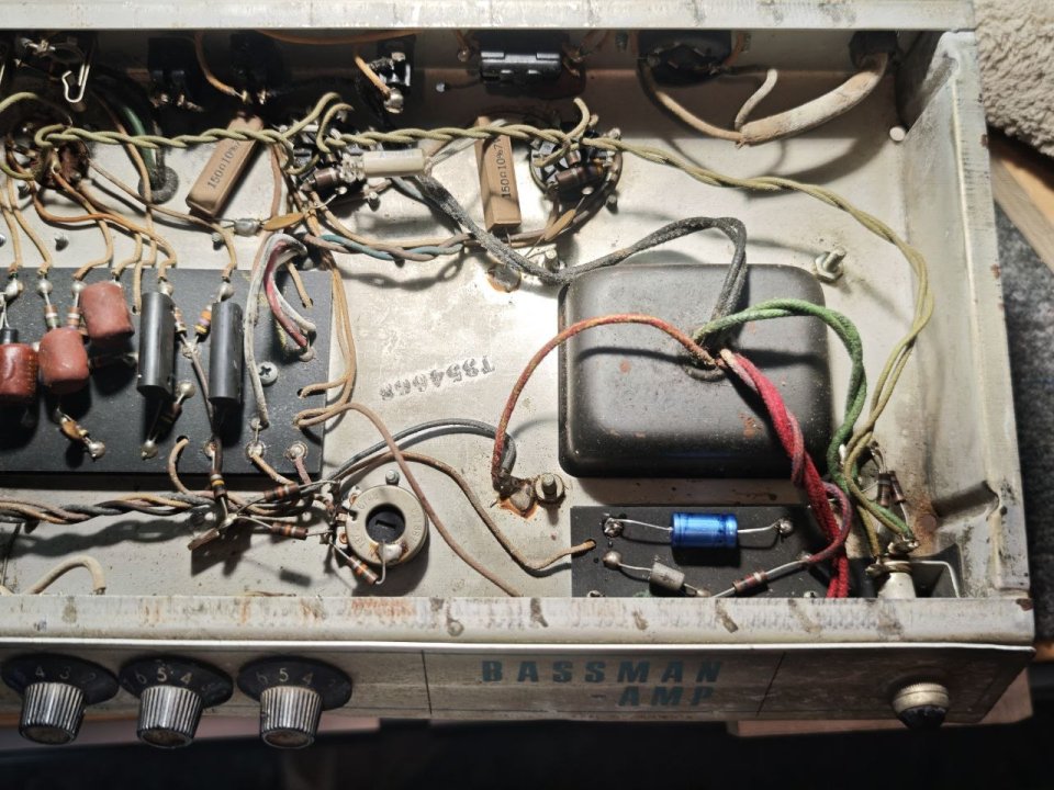 Fender Bassman Drip Edge 50w 1968 Silverface AB165 de segunda mano · Foto 6 de 7 · Madrid · 1300 €