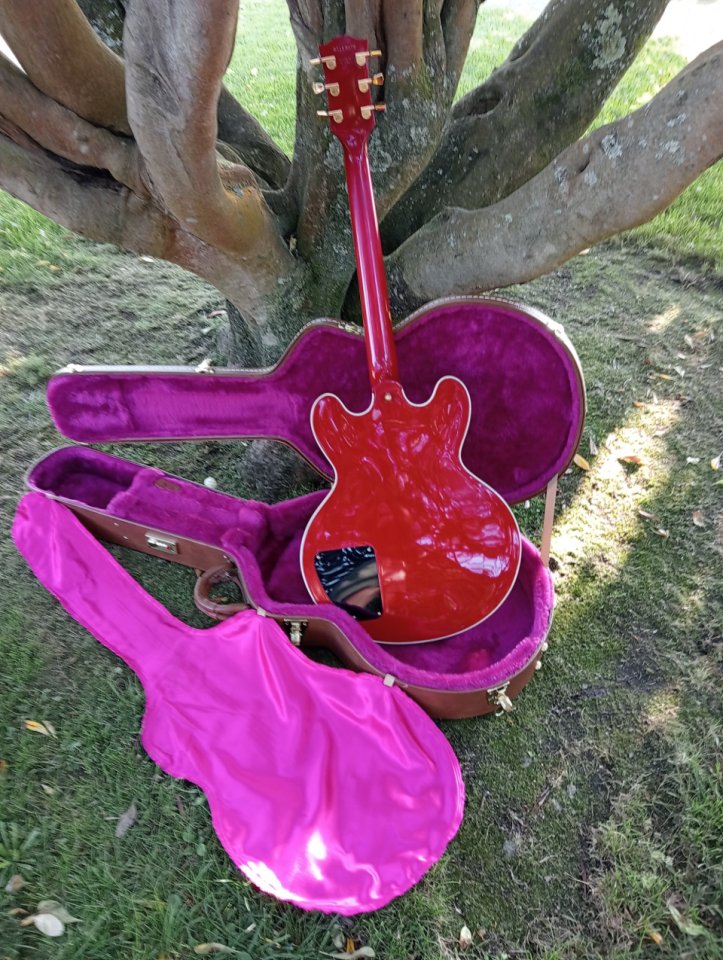 Gibson ES-355 B.B. King "Lucille" de 1997 Cherry Red. de segunda mano · Foto 6 de 9 · A Coruña