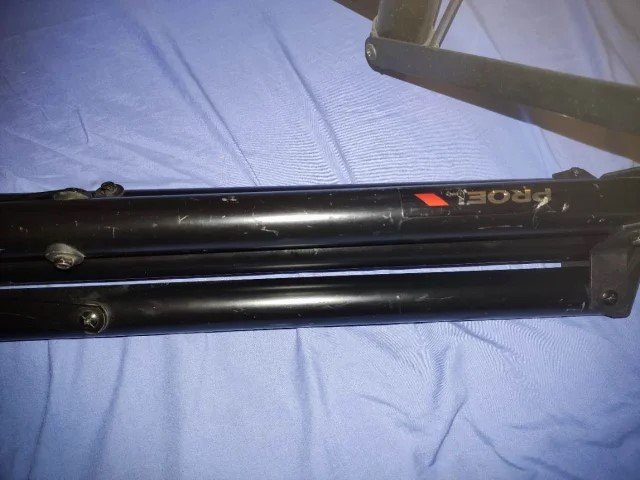 Pareja de pies para altavoz o PA con bolsa de transporte de segunda mano · Foto 6 de 7 · Alicante · 25 €