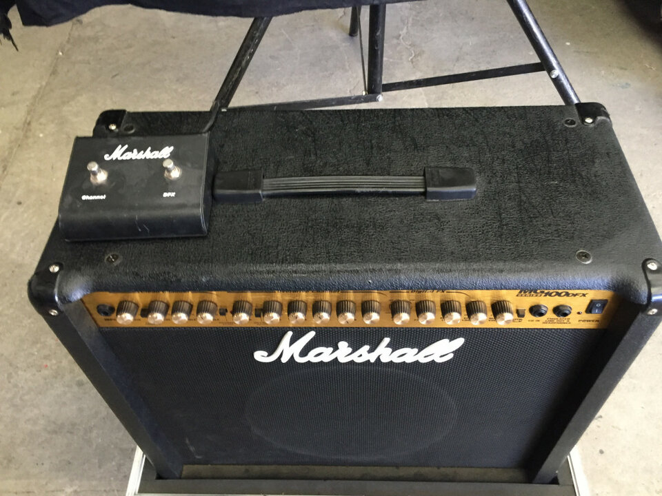 Vendo o cambio Amplificador Marshall combo 12"