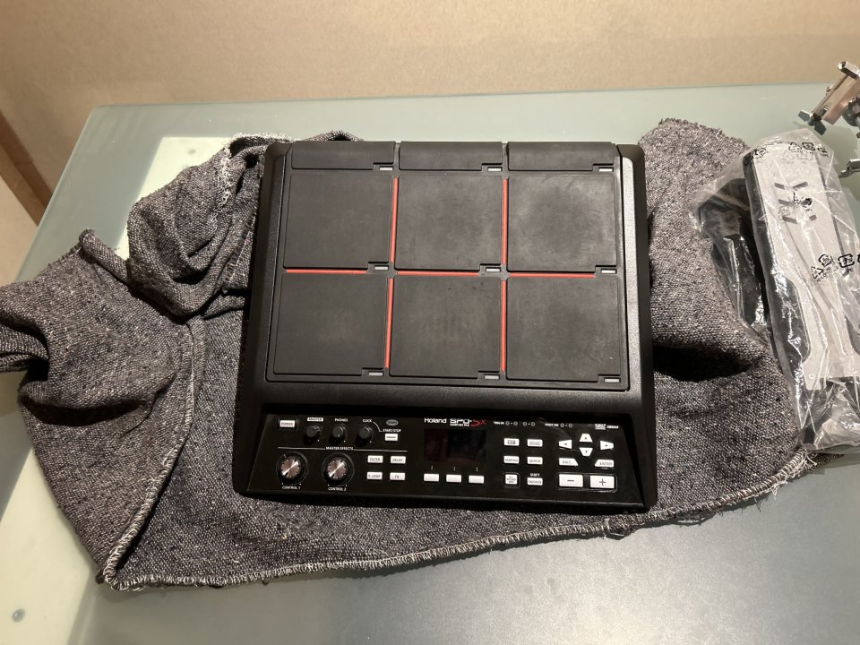 PAD sampleo Roland SPD-SX con pedal de kick y soporte