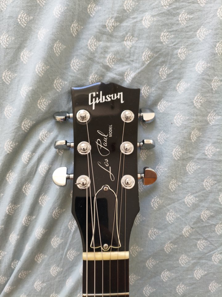 (O CAMBIO) Gibson Les Paul Robot 2ª Edición / Sept-2008 de segunda mano · Foto 2 de 10 · Madrid · 1400 €