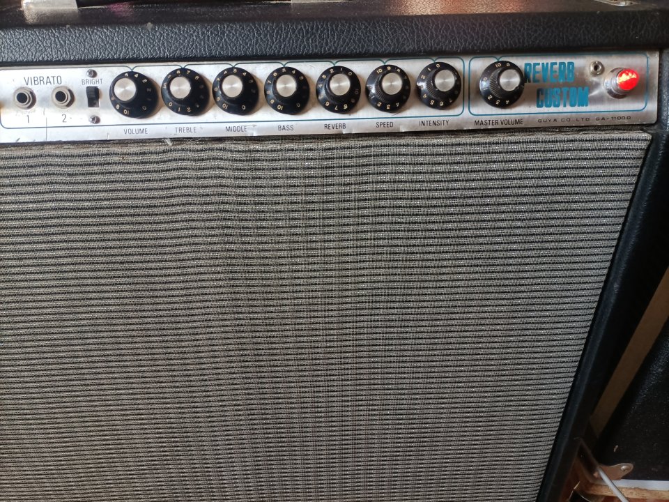 Guyatone Reverb Custom (Fender Twin Reverb clon) Fujigen-Gakki 70's Japón de segunda mano · Foto 3 de 8 · Alicante · 850 €