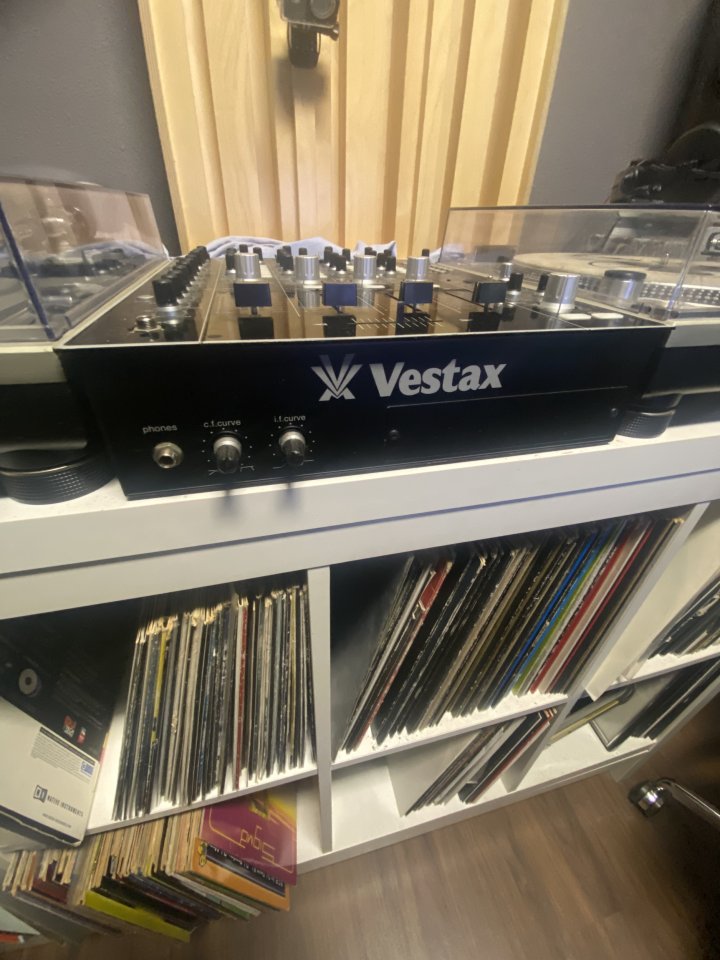 Vestax PMC-580 Pro (reparación recomendada)