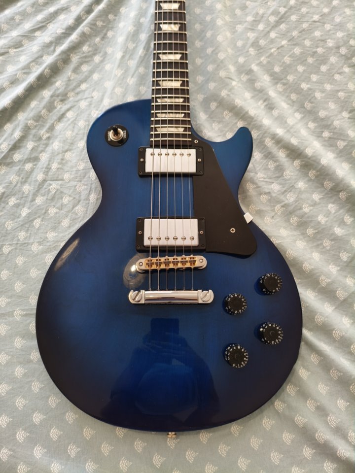 (O CAMBIO) Gibson Les Paul Robot 2ª Edición / Sept-2008 de segunda mano · Foto 4 de 10 · Madrid · 1400 €