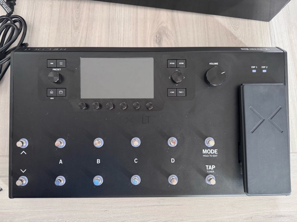 Line 6 Helix LT de segunda mano · Foto 4 de 9 · Madrid · 610 €