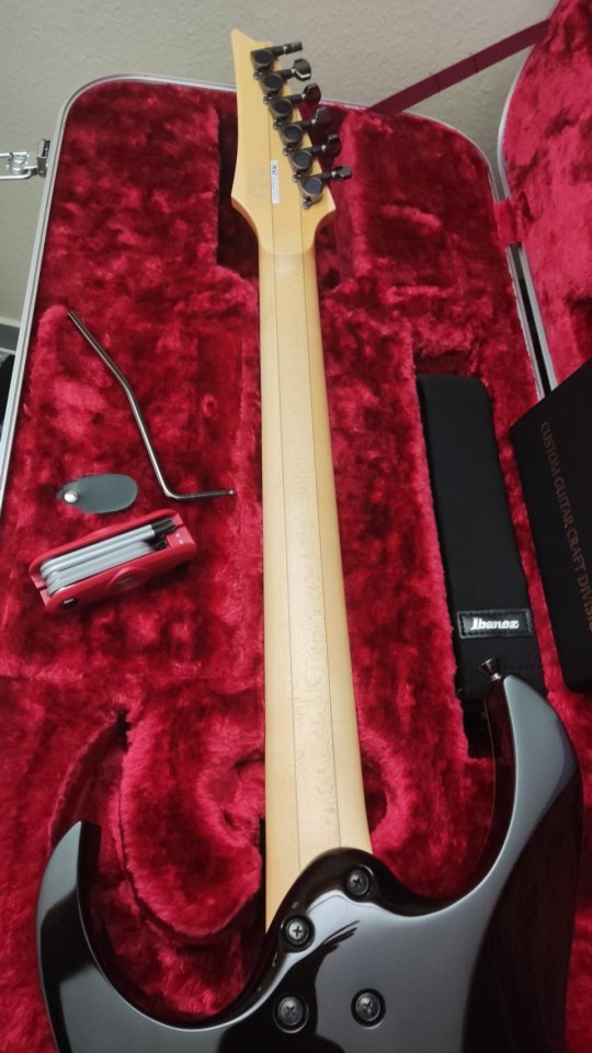 Ibanez J.Custom 8570 Z Black Onix 2016 ( a estrenar ) de segunda mano · Foto 6 de 10 · Barcelona · 2350 €