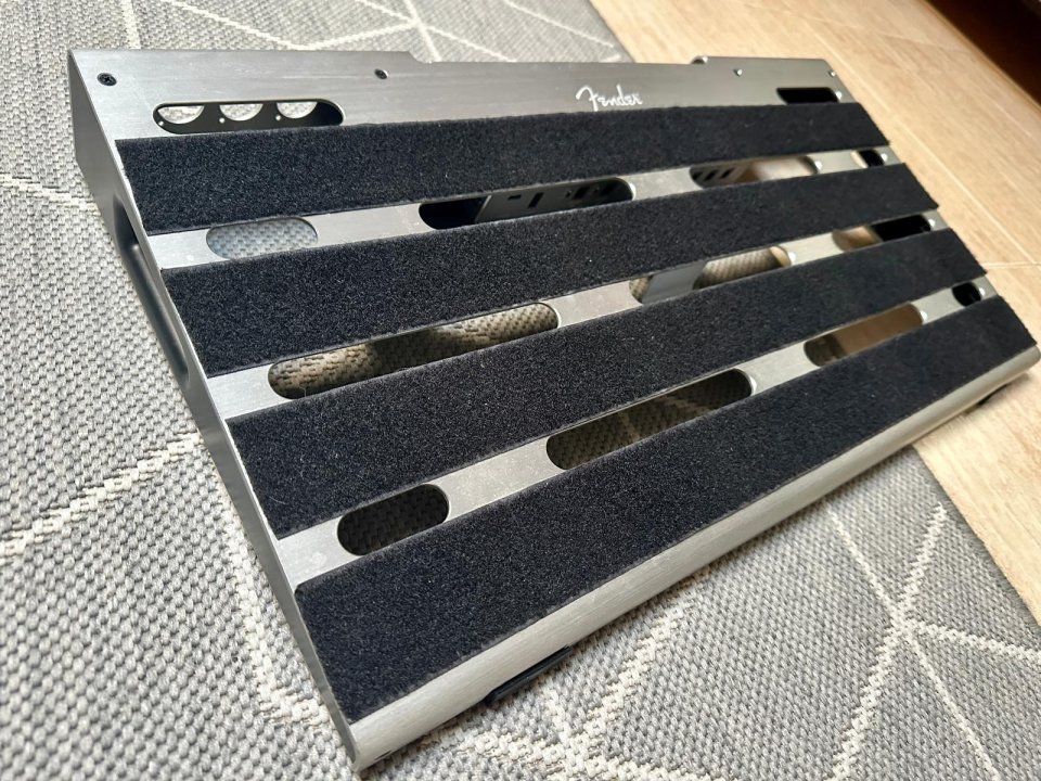 FENDER Pedalboard