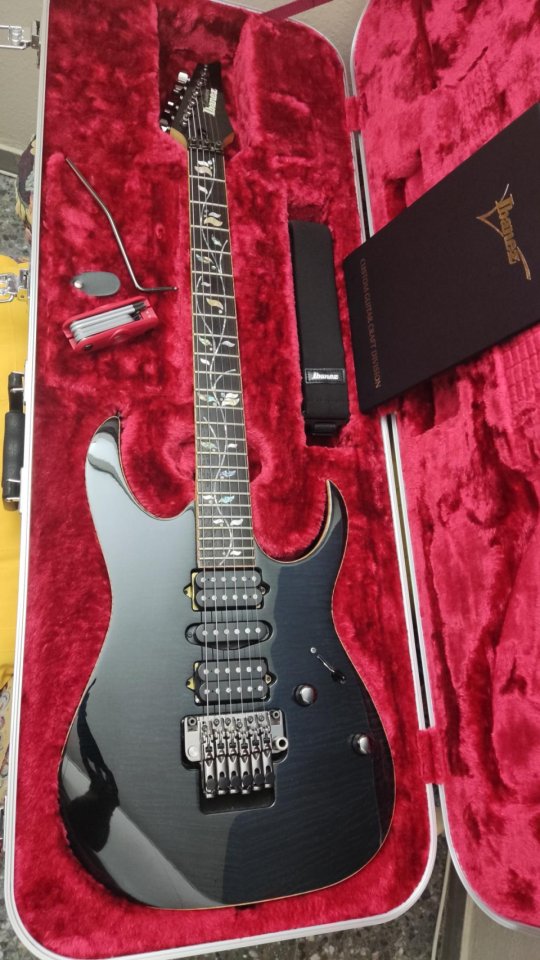 Ibanez J.Custom 8570 Z Black Onix 2016 ( a estrenar ) de segunda mano · Foto 9 de 10 · Barcelona · 2350 €