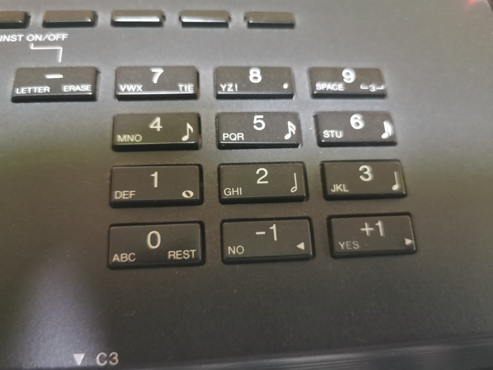 Vendo sintetizador Yamaha V50 de segunda mano · Foto 3 de 3 · Madrid · 200 €