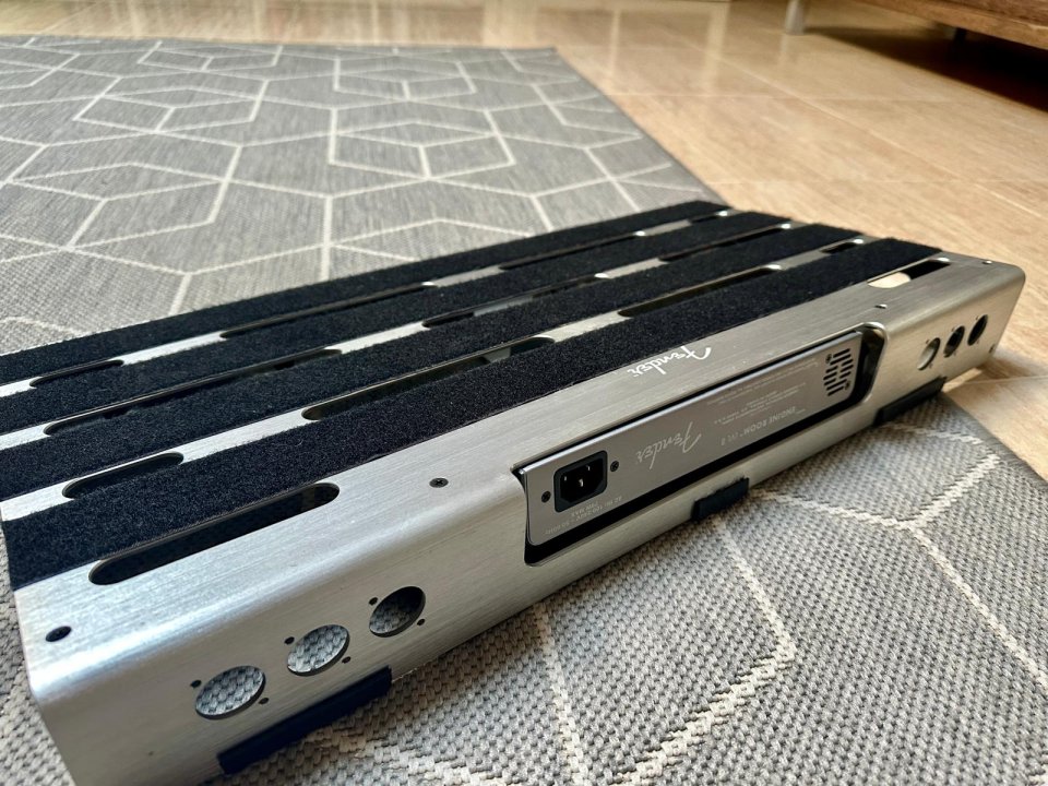 FENDER Pedalboard