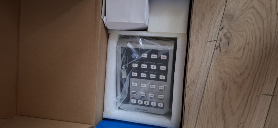 PRESONUS FADERPORT 16