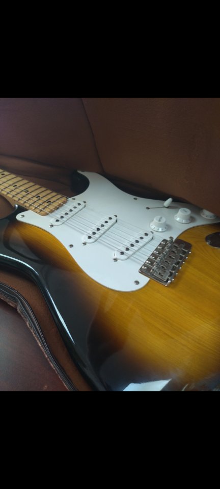 81 Greco strat 50s de segunda mano · Foto 1 de 8 · SC Tenerife · 700 €