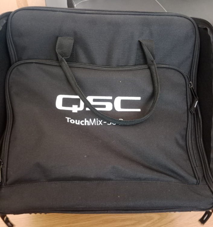 Vendo Mesa QSC Pro 30 canales