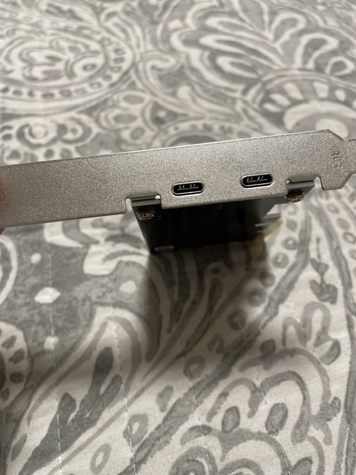 Tarjeta PCI e USB C de segunda mano · Foto 1 de 4 · Cantabria · 20 €