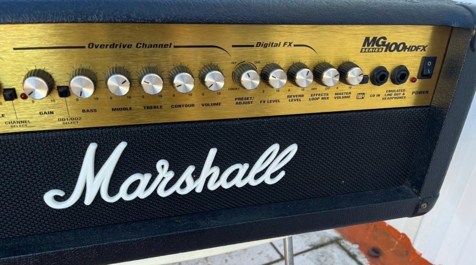 Amplificador Guitarra Marshall MG100HDFX