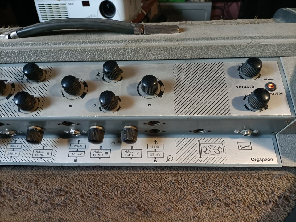 Hohner Orgaphon 25MH Alemania 60's de segunda mano · Foto 4 de 10 · Alicante · 700 €