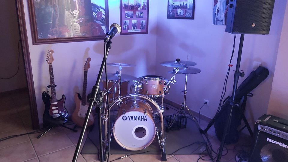 Yamaha Stage Custom Bop kit de segunda mano · Foto 2 de 2 · Málaga · 1500 €