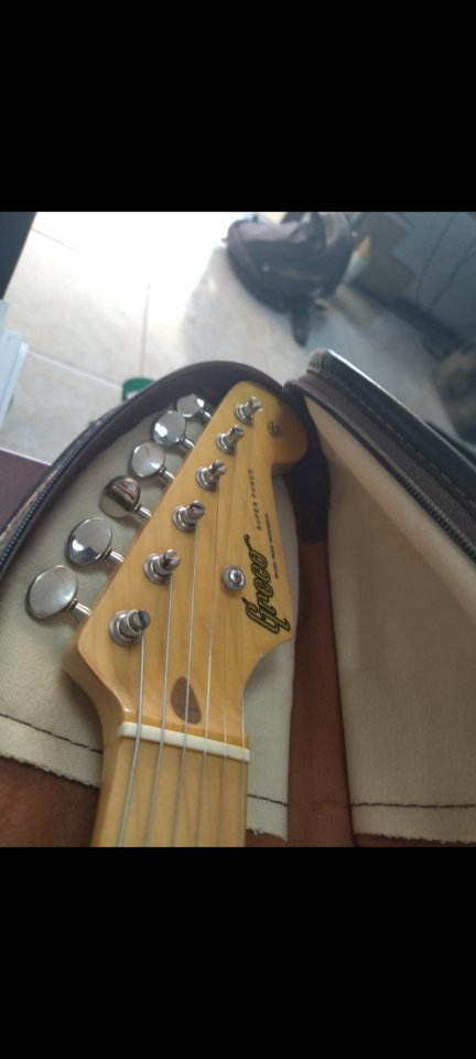 81 Greco strat 50s de segunda mano · Foto 4 de 8 · SC Tenerife · 700 €