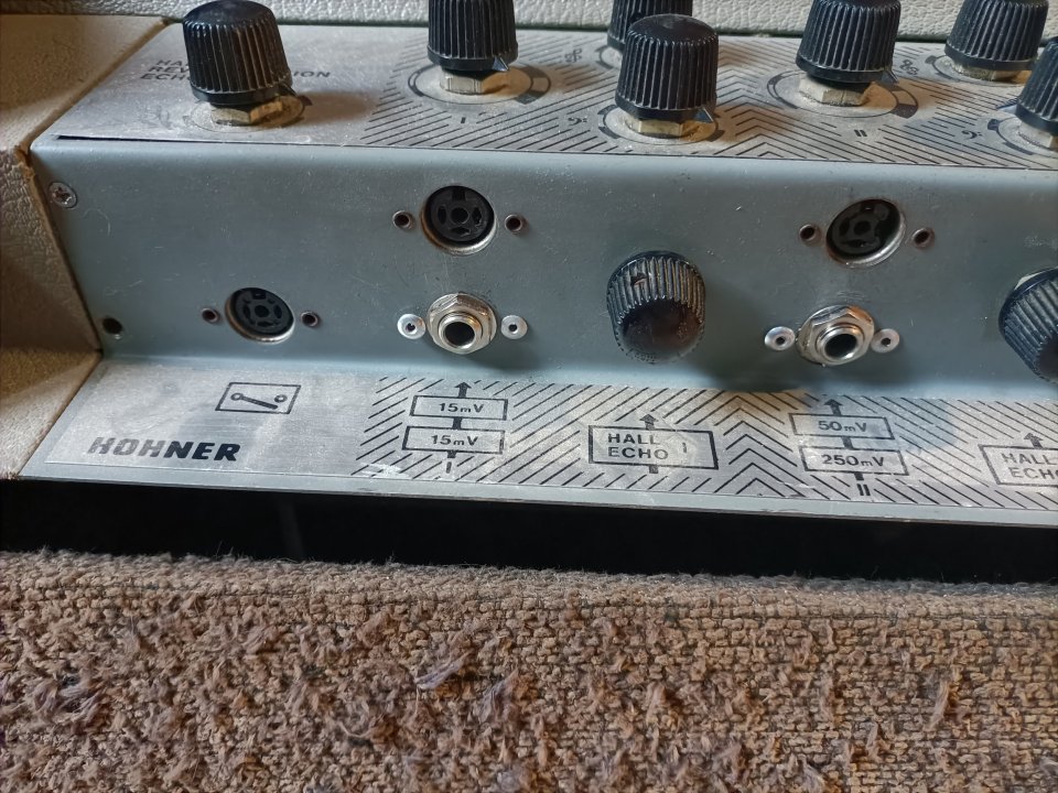 Hohner Orgaphon 25MH Alemania 60's de segunda mano · Foto 5 de 10 · Alicante · 700 €