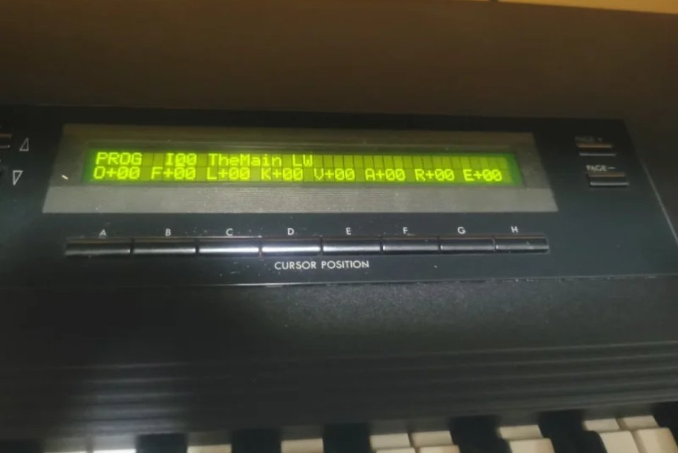 Sintetizador Korg M1 de segunda mano · Foto 3 de 5 · Madrid · 350 €