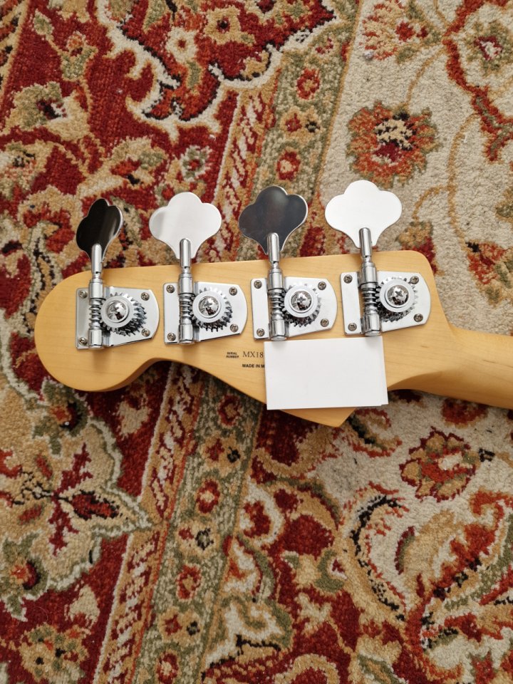 Fender precision deluxe bass