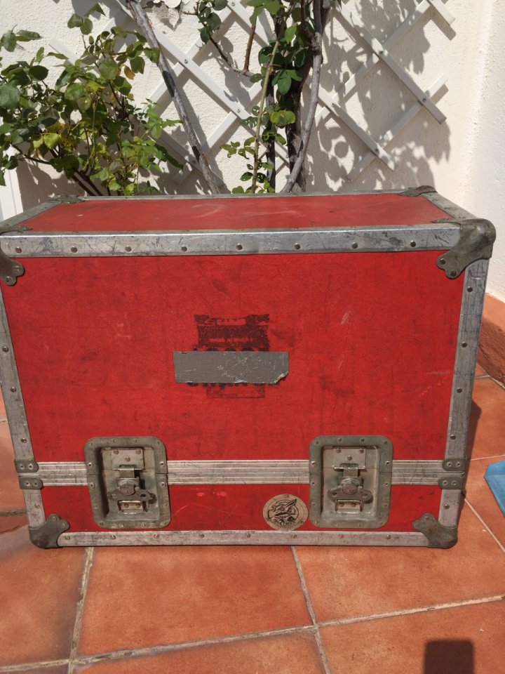 Anvil Flight Case para Fender Deluxe Reverb. de segunda mano · Madrid · 88 €