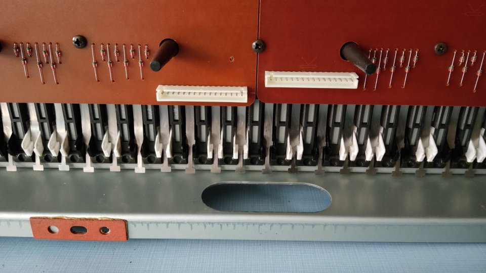 Teclado de Clavinova CLP-560