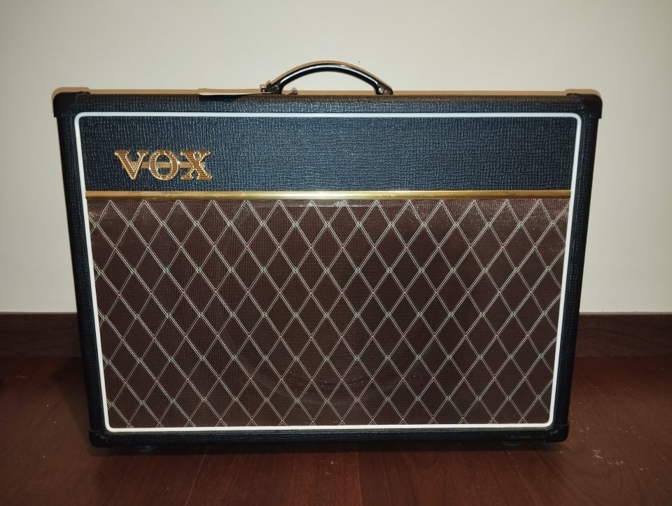 Amplificador vox ac15