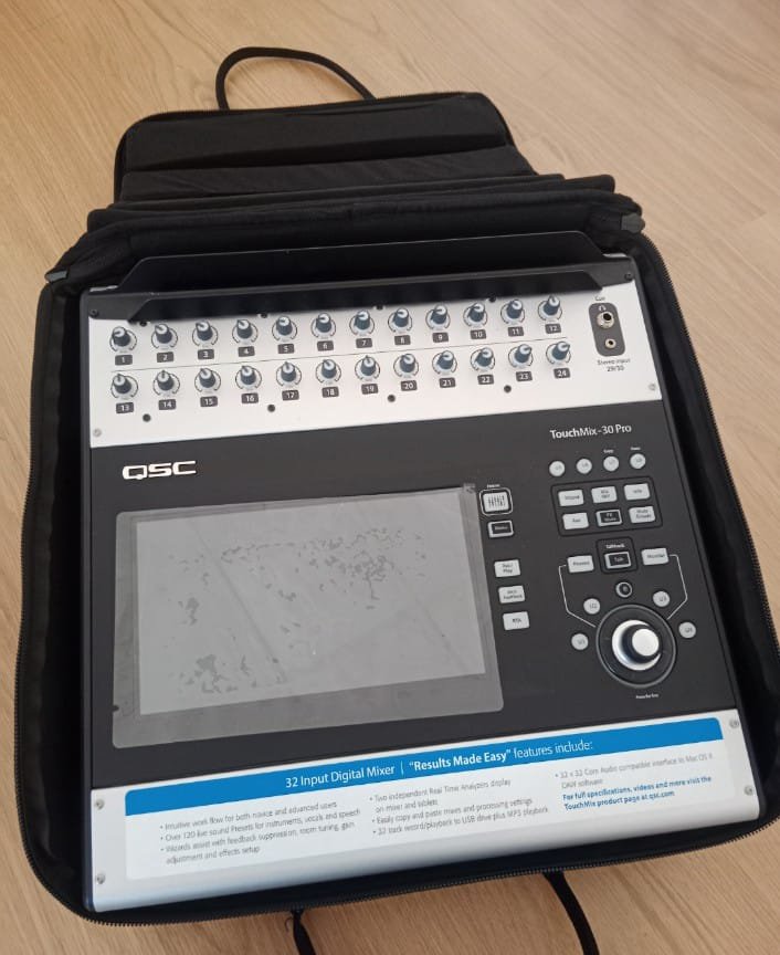 Vendo Mesa QSC Pro 30 canales