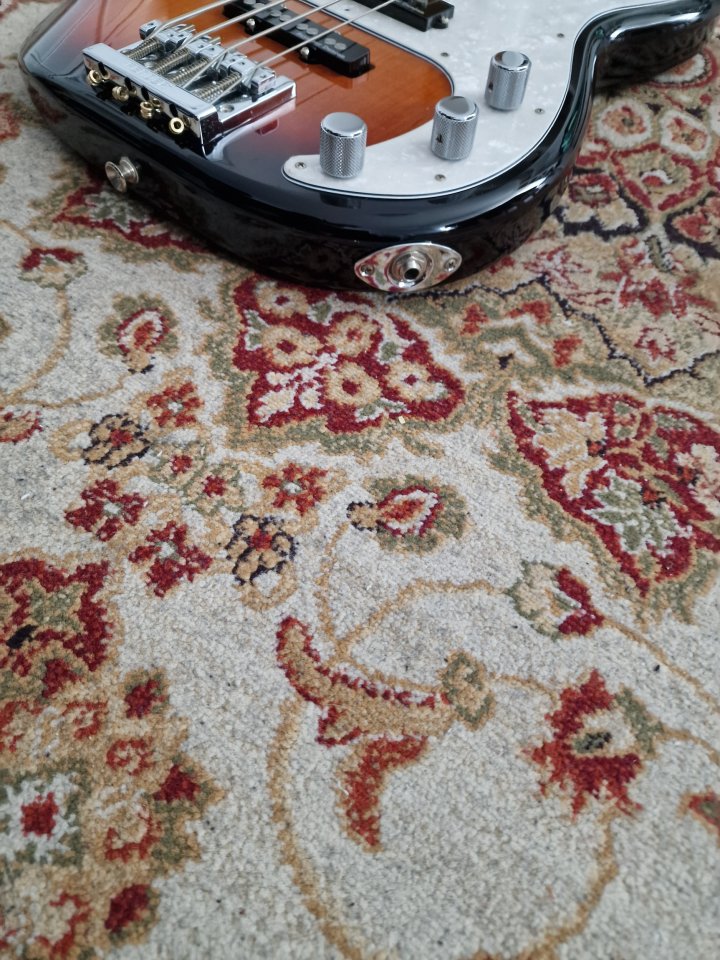 Fender precision deluxe bass