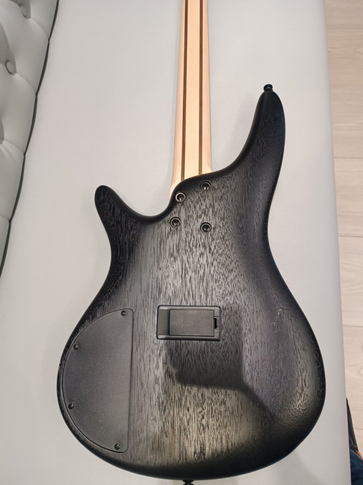 Bajo Ibanez SR300EB-WK