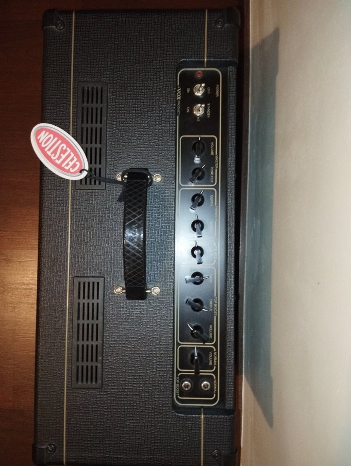 Amplificador vox ac15