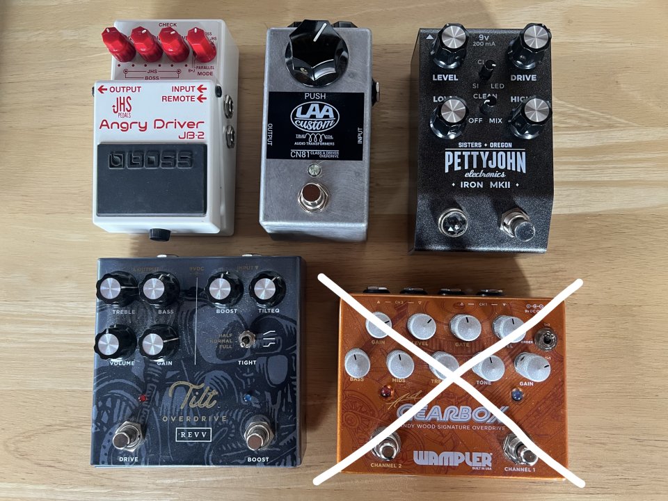 Colección de pedales de segunda mano · Foto 1 de 7 · Barcelona · 1 €