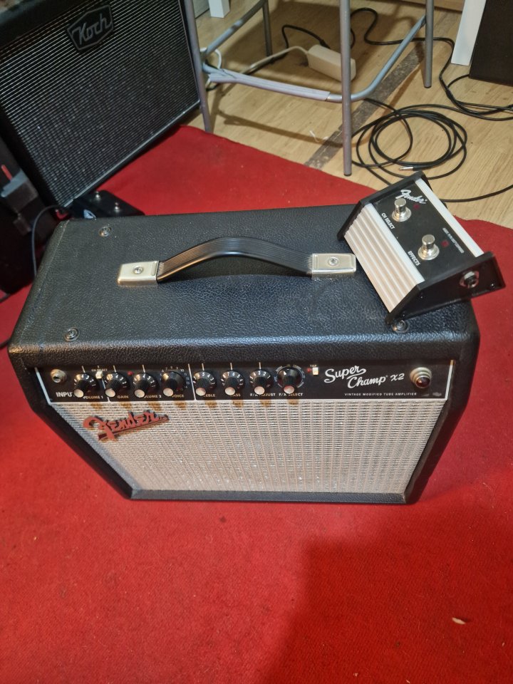 Vendo Fender Super champ X2