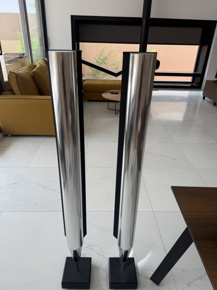 Bang & Olufsen Beolab 8000 de segunda mano · Foto 2 de 4 · Valencia · 1090 €
