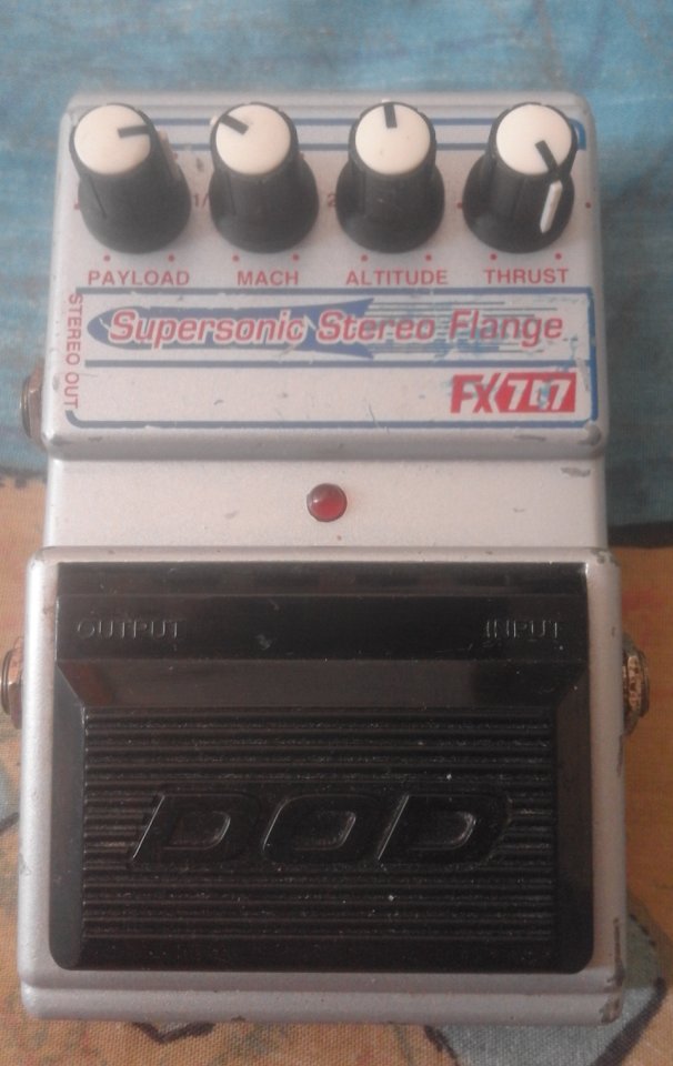 DOD FX 747 Supersonic Stereo Flange de segunda mano · Foto 2 de 2 · Almería · 110 €