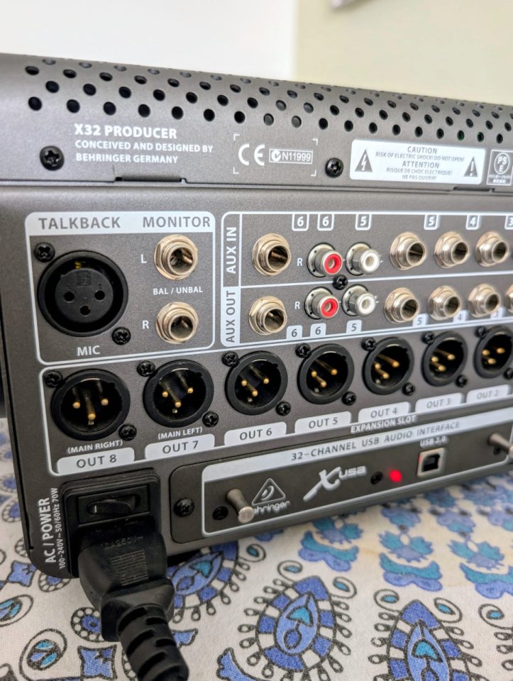 Behringer X32 Producer ¡Absolutamente impecable, ahorra 300€! de segunda mano · Foto 8 de 8 · SC Tenerife · 675 €