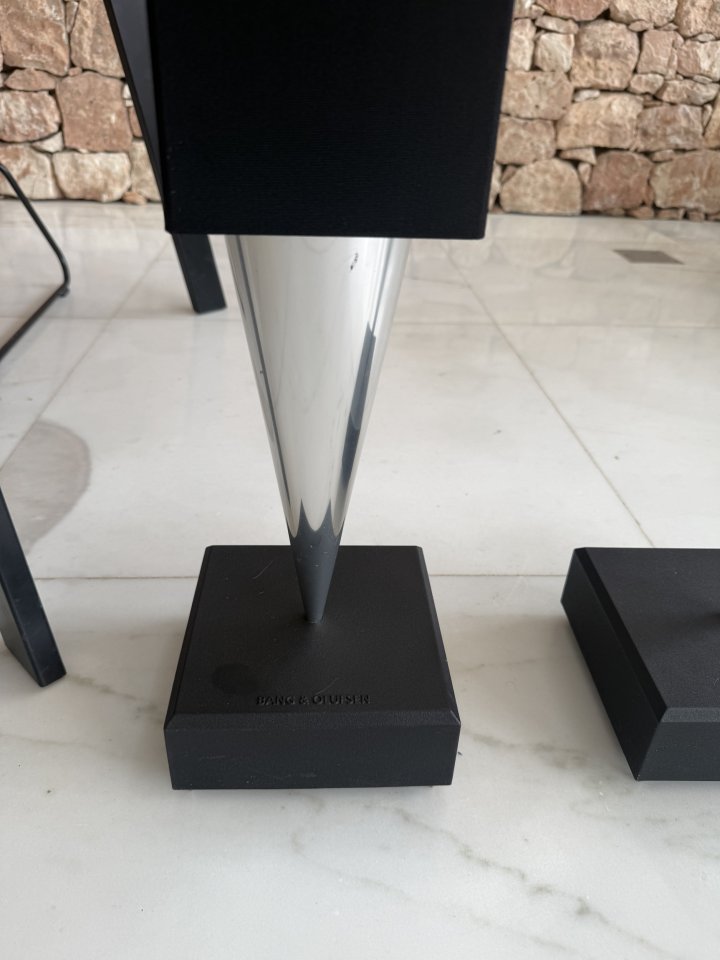Bang & Olufsen Beolab 8000 de segunda mano · Foto 3 de 4 · Valencia · 1090 €